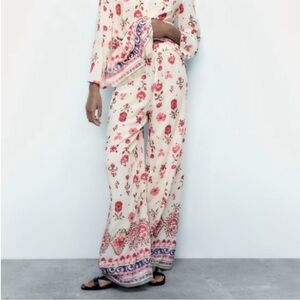 NWT ZARA Floral High Waist Flowy Pants Size M